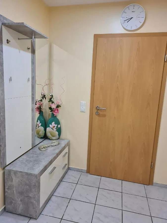Modernes Apartment 3 Mit 5 Schlafzimmer 8 Einzelne Betten Dortmund 0*,