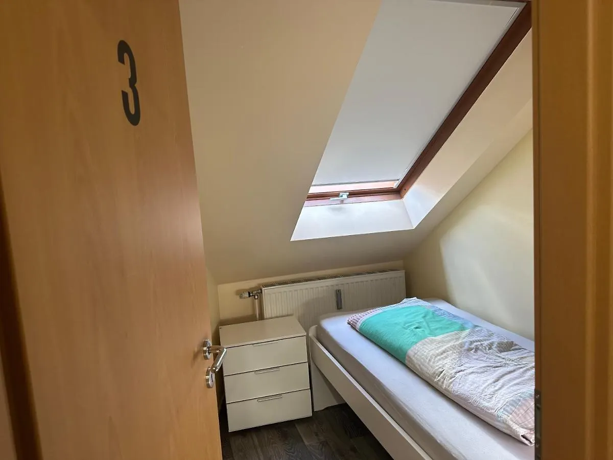Modernes Apartment 3 Mit 5 Schlafzimmer 8 Einzelne Betten Dortmund